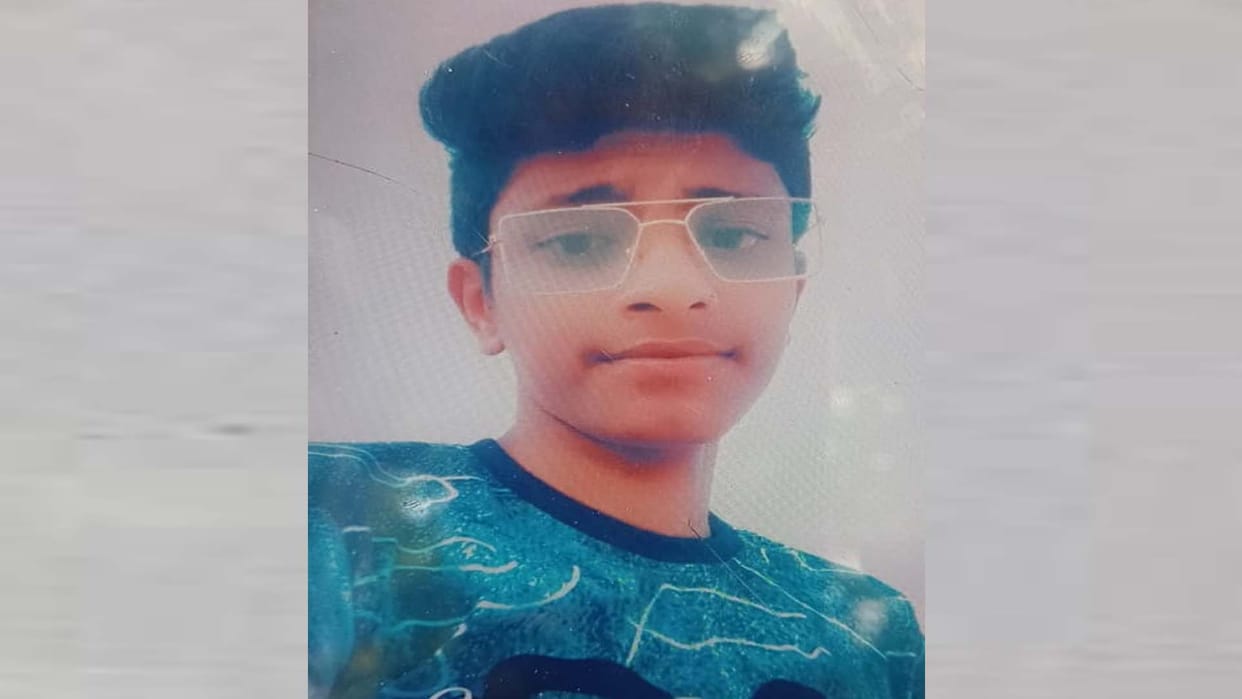 Farrukhabad: Three friends who went to bathe in Ganga after playing cricket drowned, one died