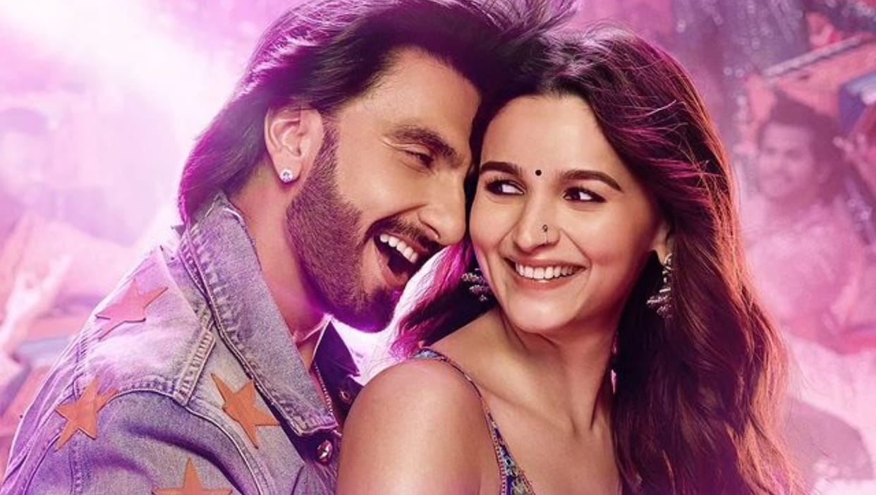 Rocky Aur Rani Kii Prem Kahaani turns 1 year karan johar thanks to alia bhatt ranveer jaya shabana Dharmendra
