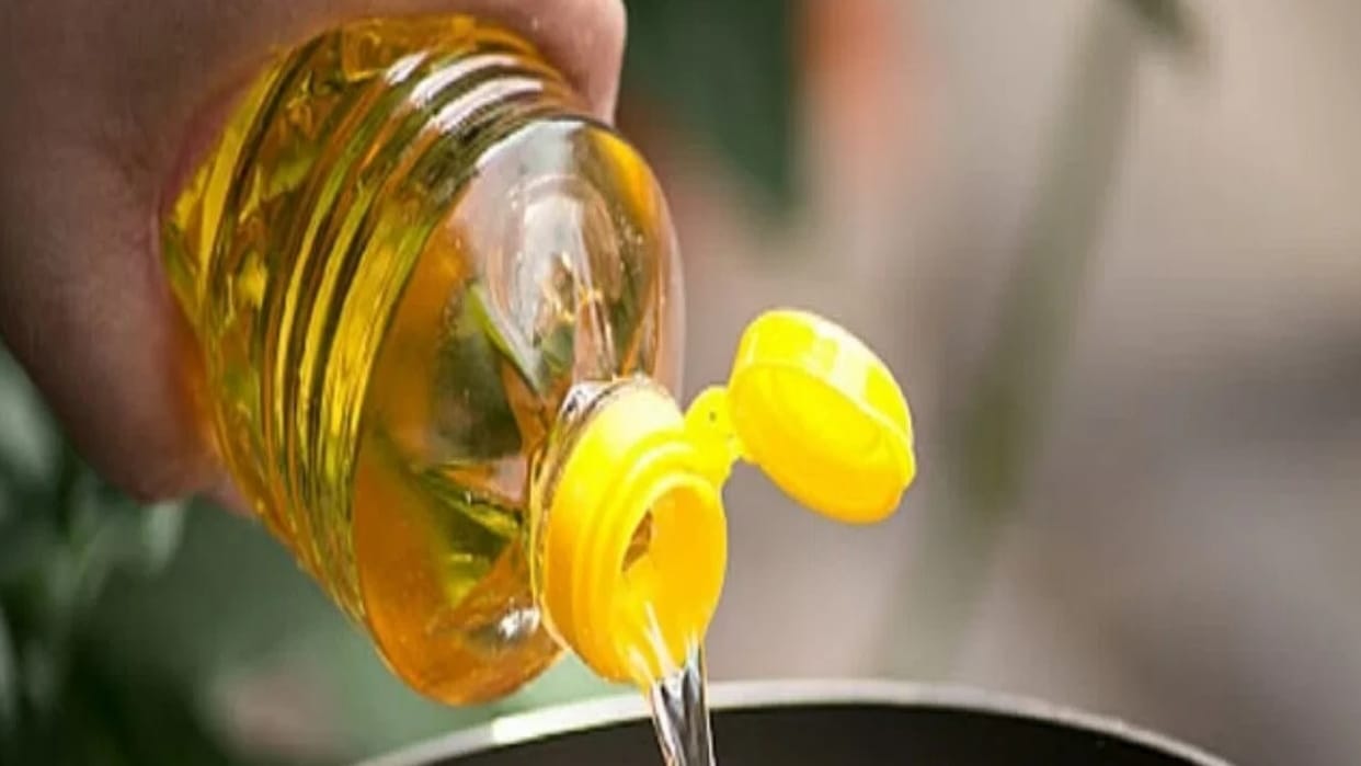 Prices of oil increased before festivals
