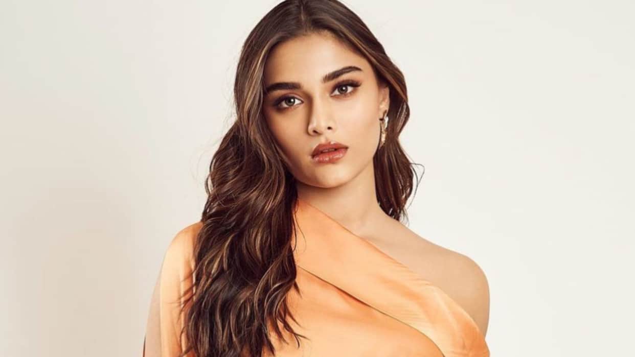 Saiee Manjrekar said Auron Mein Kahan Dum Tha was made with all the heart disappointed with low earnings