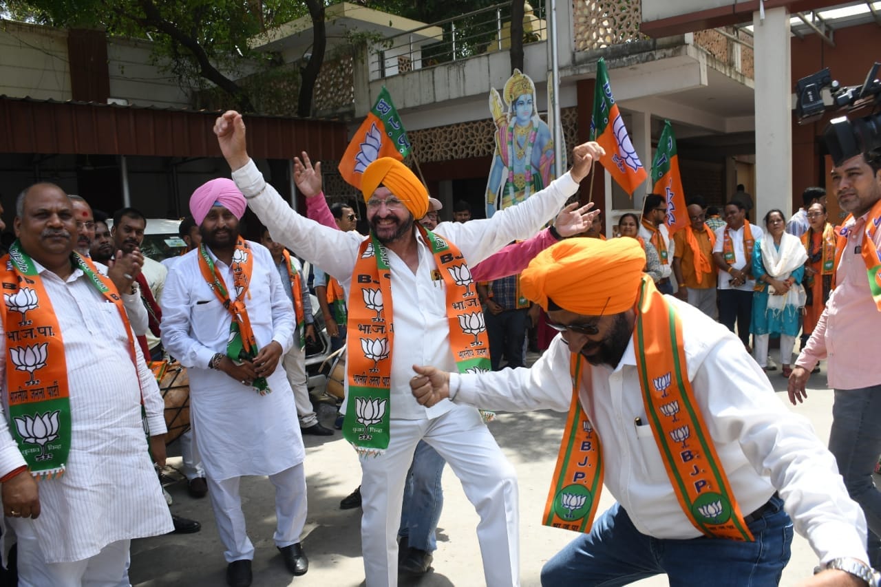 Celebration in BJP office in Lucknow on victory in Lokabha Election 2024.