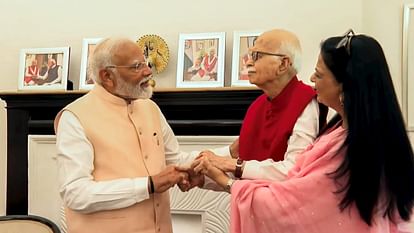 NDA Meeting in Photos Nitish and PM Modi Meets today Ramnath Kovind and Murli Manohar joshi