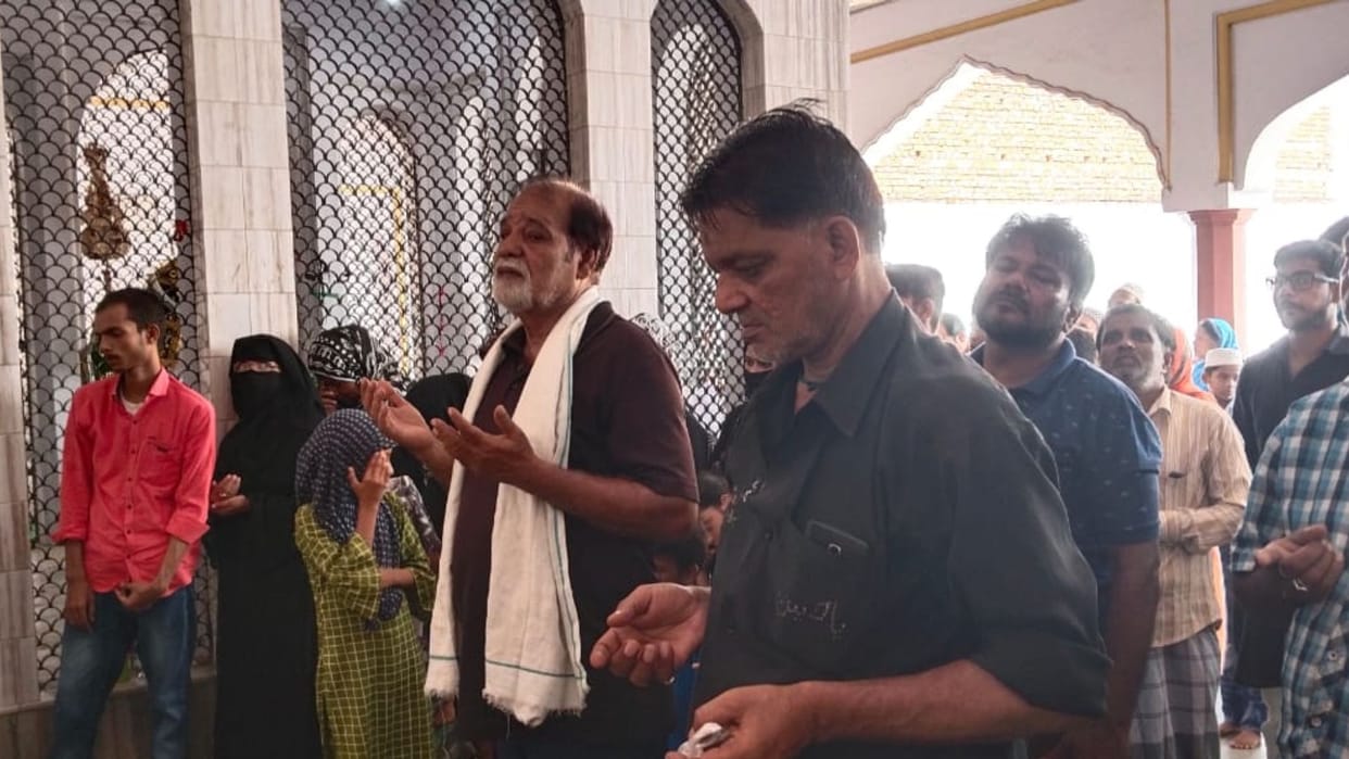 Majlis on the last Jumerat of Jilkada and Duakhwani in varanasi Shia Jama Masjid