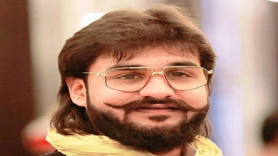 Abbas Ansari leaves for Ghazipur from Kasganj jail will attend father's prayer meeting