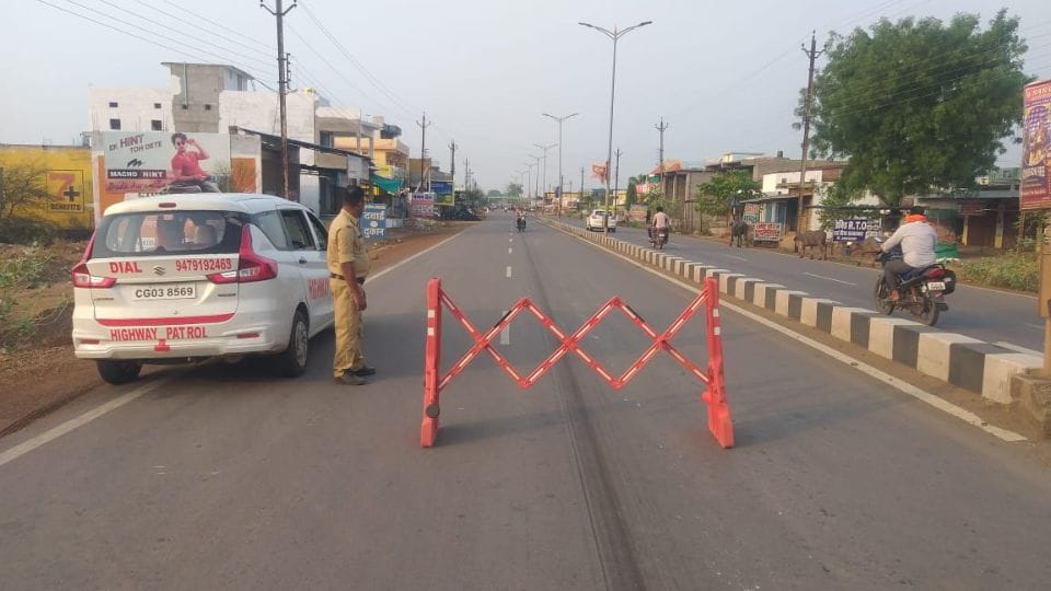 One person died and one was injured after being hit by truck in Dhamtari