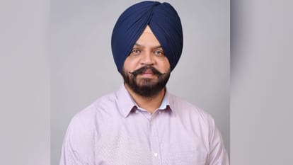 Akali Dal punarsurjit Manpreet Ayali Resigns from All Posts