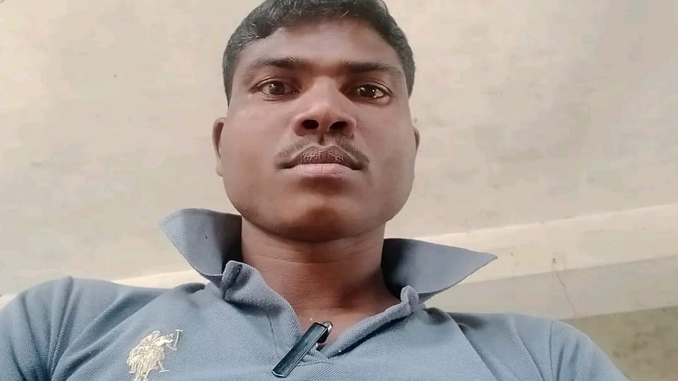 Young man shot dead by Naxalites
