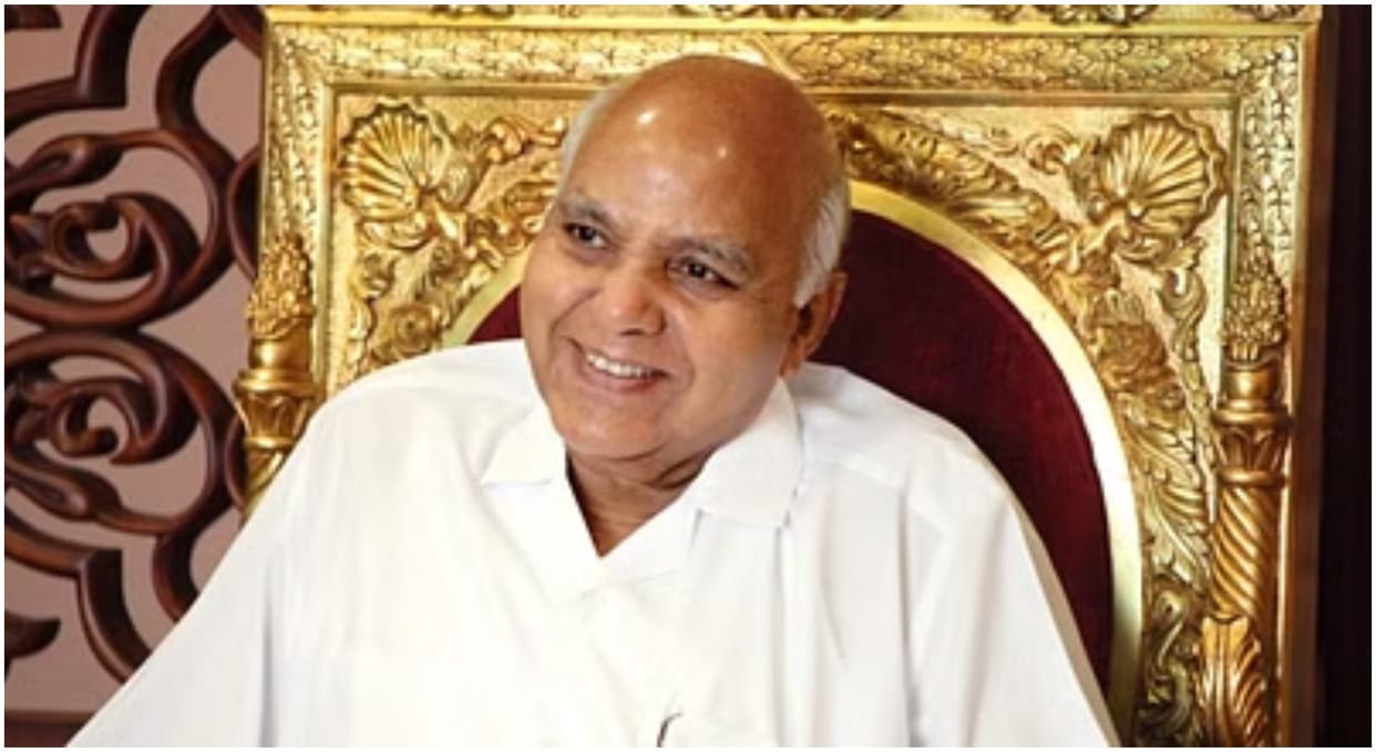 Telangana Ramoji Rao founder of Eenadu and Ramoji Film City passed away in Hyderabad news and updates