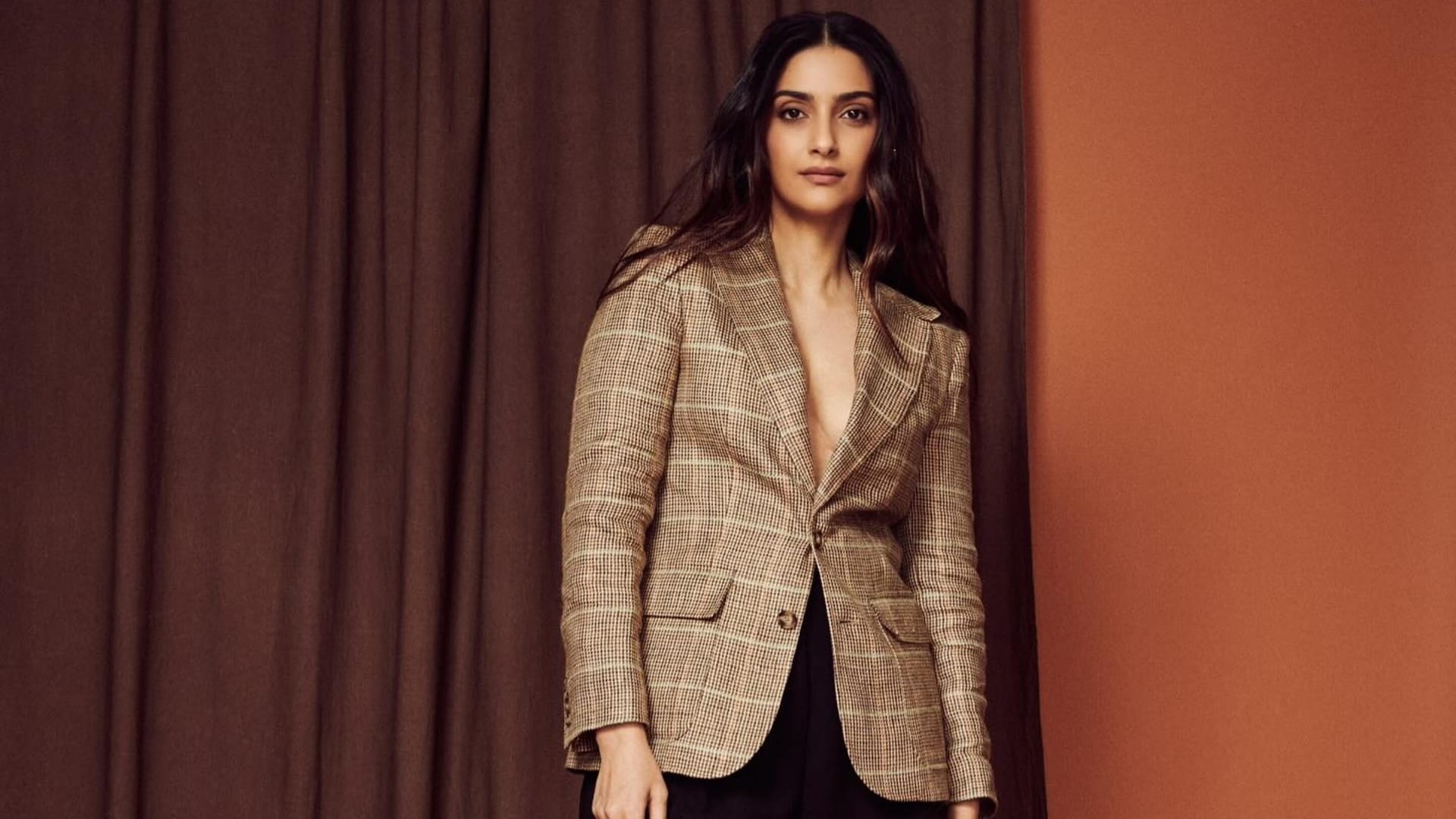 Sonam Kapoor shared her son vayu cute pictures husband anand ahuja said growin up quick