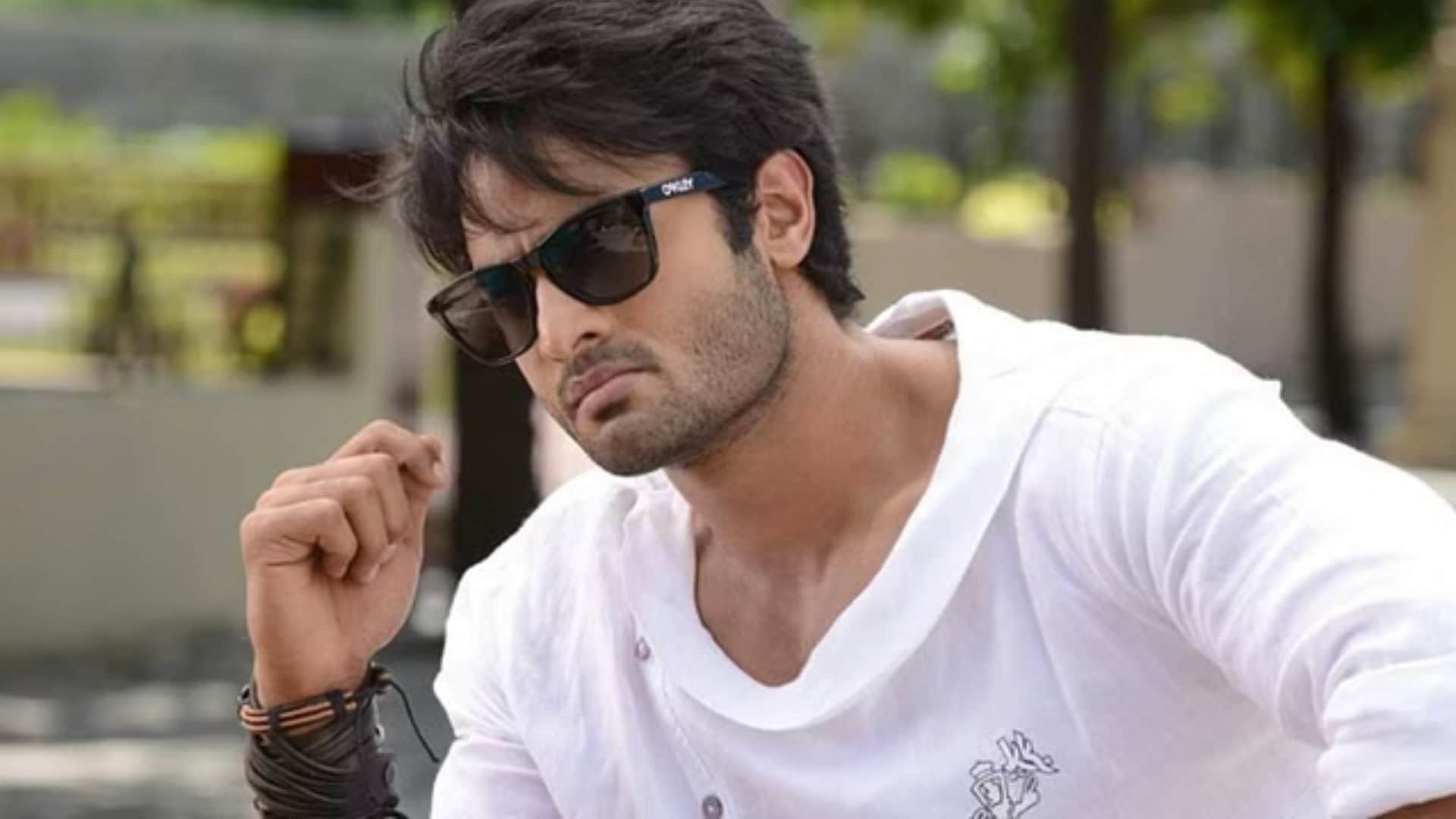 Ramoji Film City founder Ramoji Rao dies ss Rajamouli MM Keeravani Jr NTR Chiranjeevi stars pay last respects