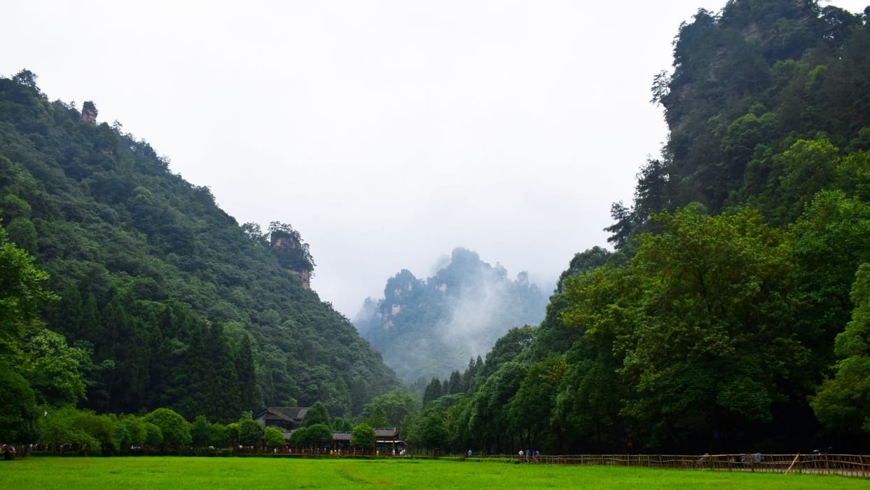 Mysterious Places: 5 mysterious places of earth still unsolved