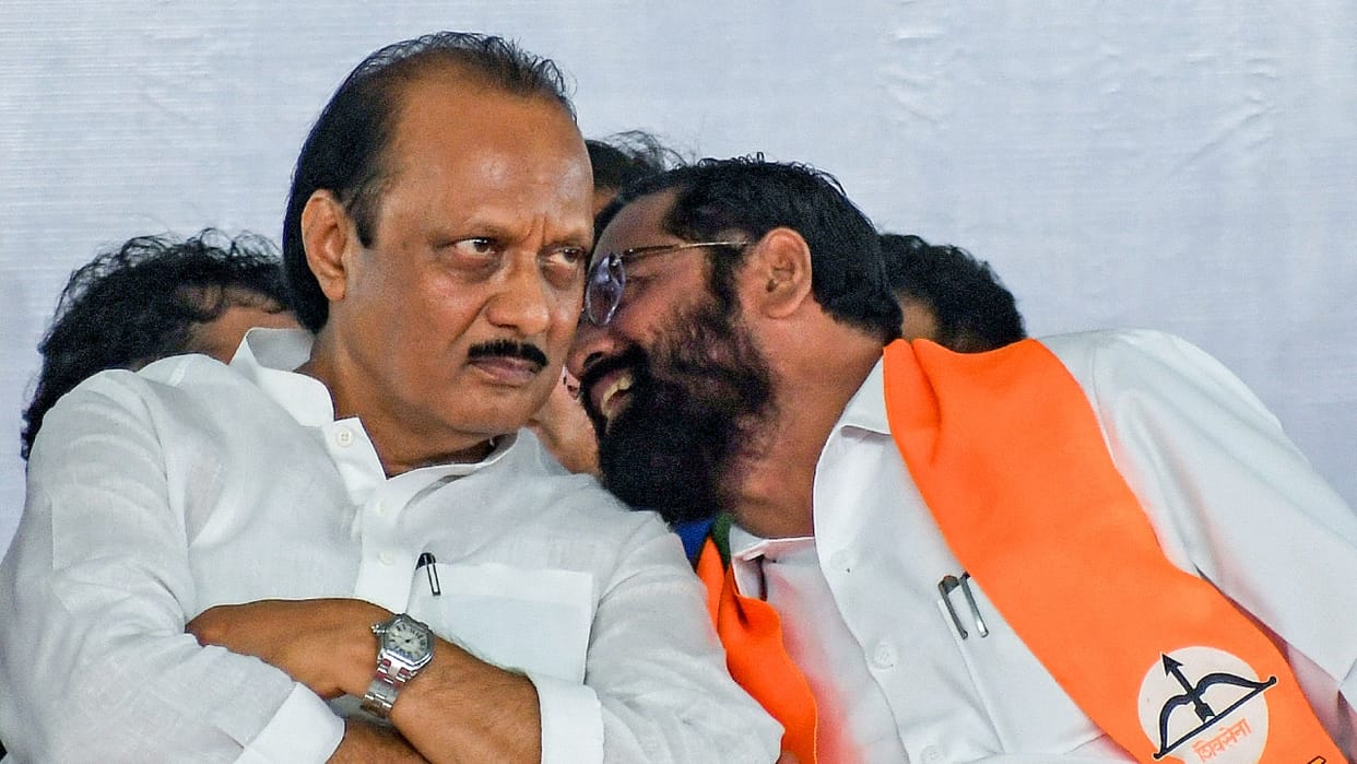 Maharashtra BJP struggle alliance wins only 17 out of 48 seats BJP suffers loss
