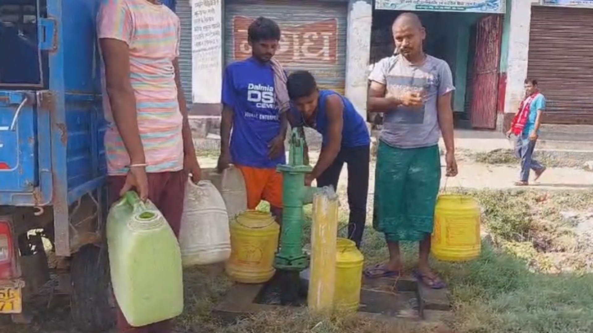 Bihar News: People in Jehanabad are upset due to lack of water; protested by blocking NH110, traffic disrupted