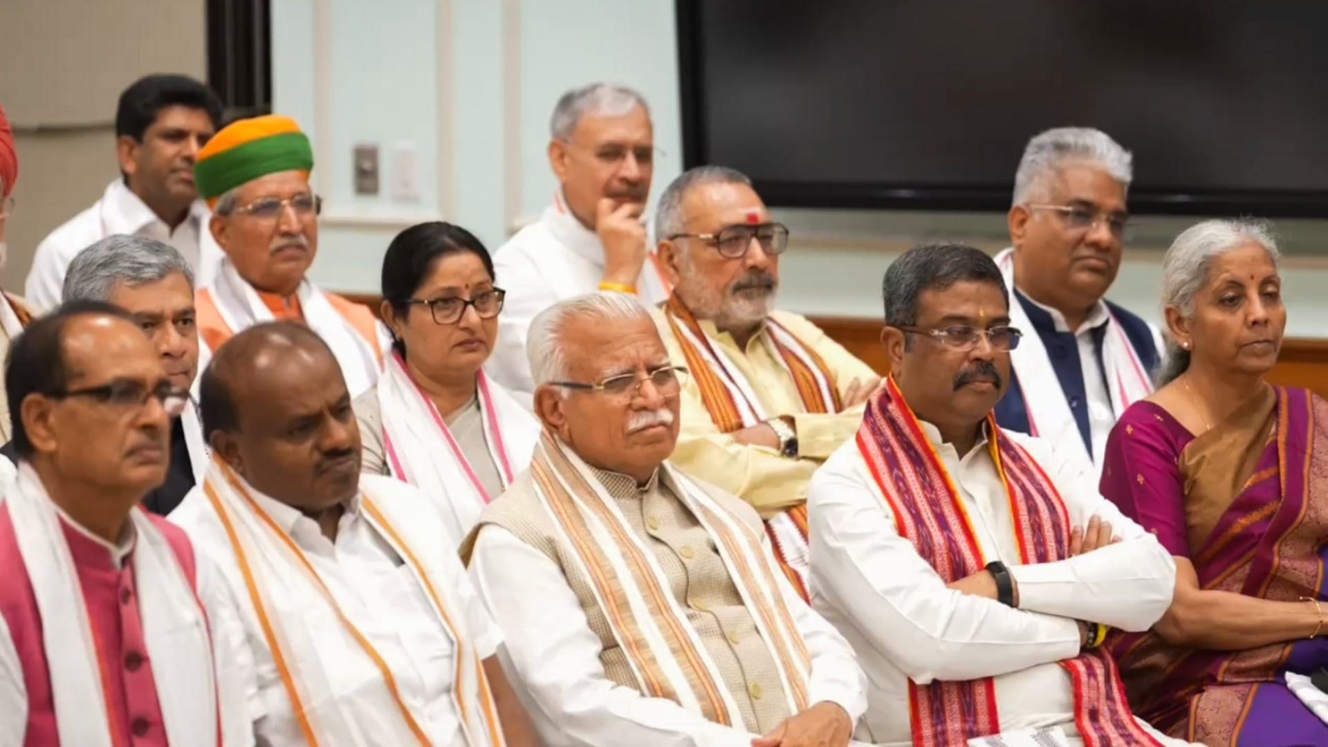 See which leaders PM Modi met, there is talk of their becoming ministers
