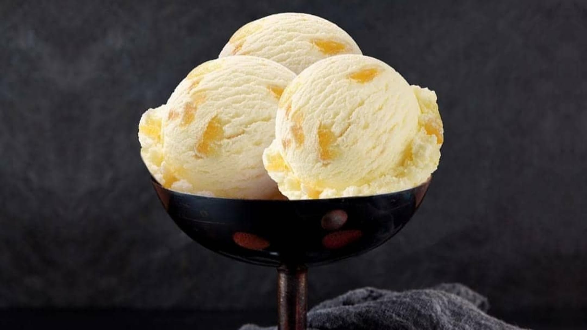 Litchi Ice Cream Recipe in hindi how to make litchi ice cream at home