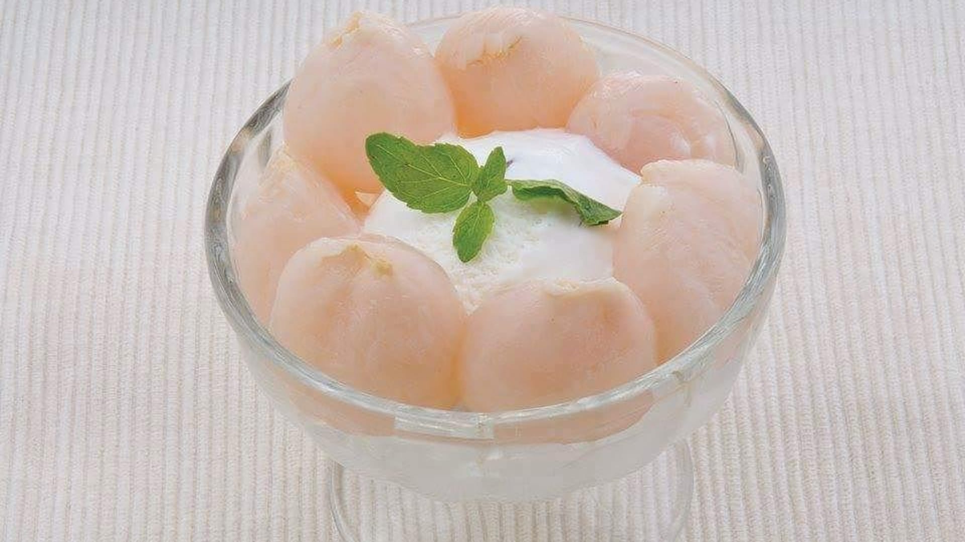Litchi Ice Cream Recipe in hindi how to make litchi ice cream at home