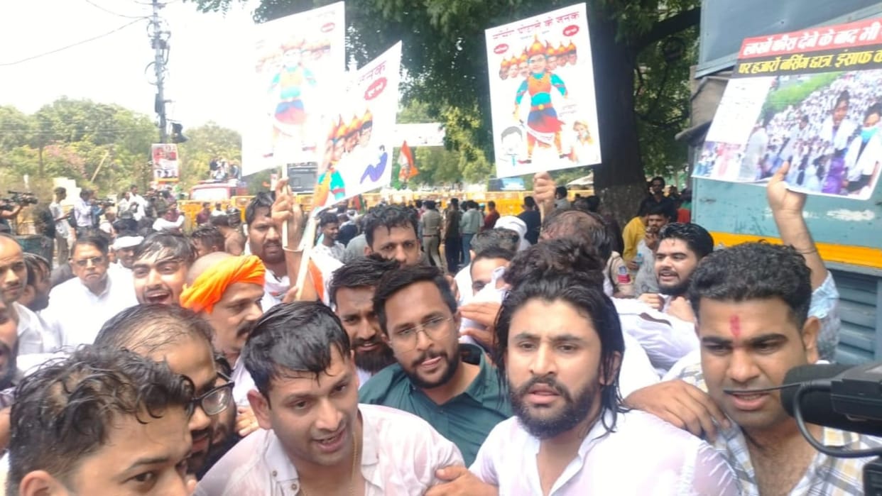 Youth Congress protests in Bhopal over nursing scam