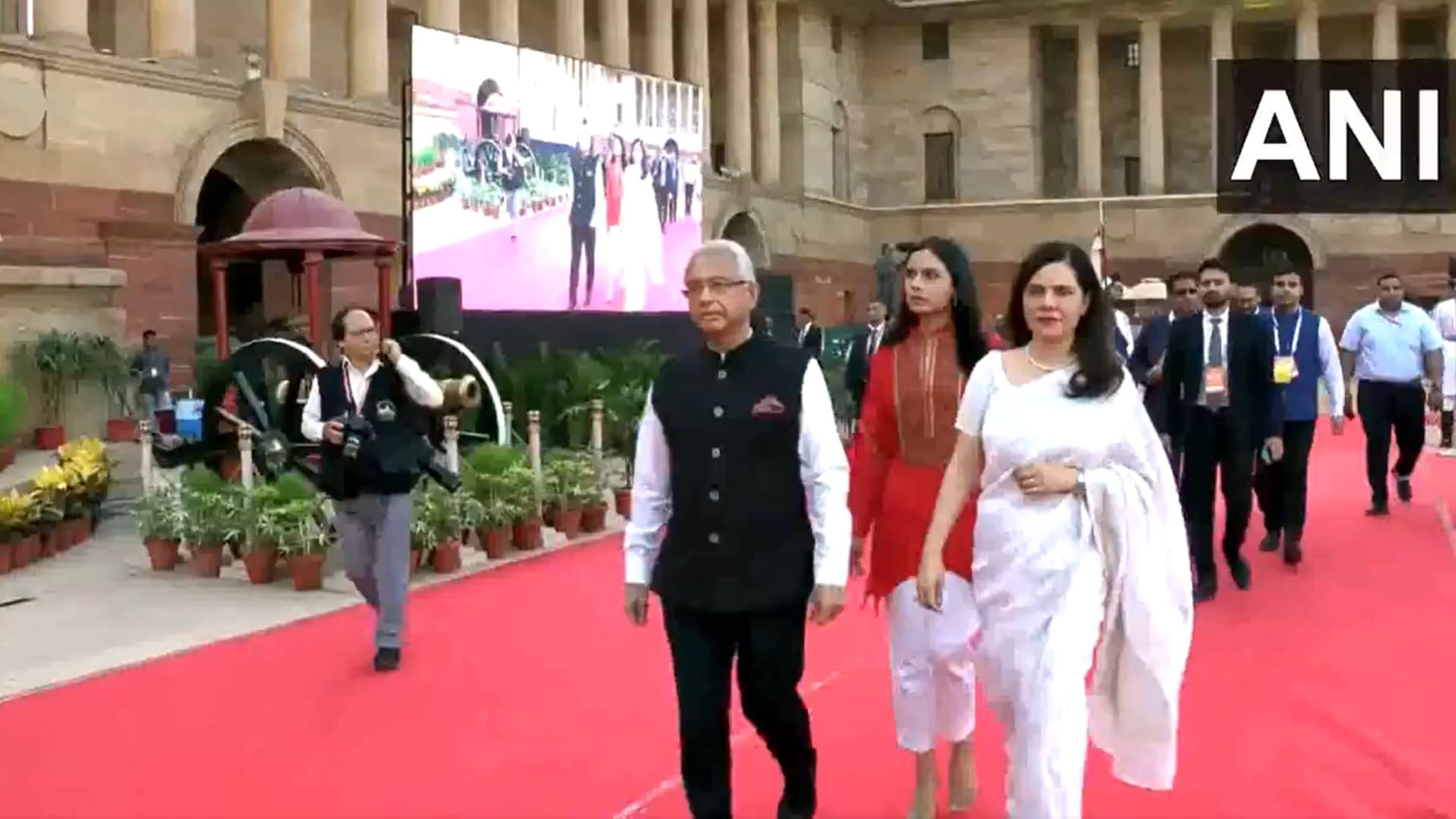 Modi 3.0: Leaders And Celebrities from the country and the world at the swearing in ceremony, see photos
