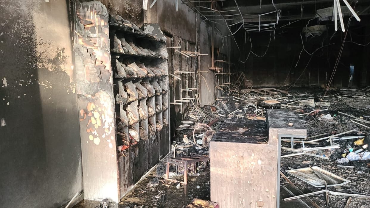 Huge damage due to massive fire in showroom in Sonipat; Six vehicles from Gohana, Rohtak and Safidon