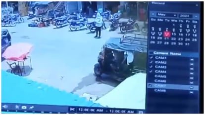 Singrauli News: बाइक की डिक्की से चोर ने निकाले 20 हजार रुपयेए घटना सीसीटीवी में कैद