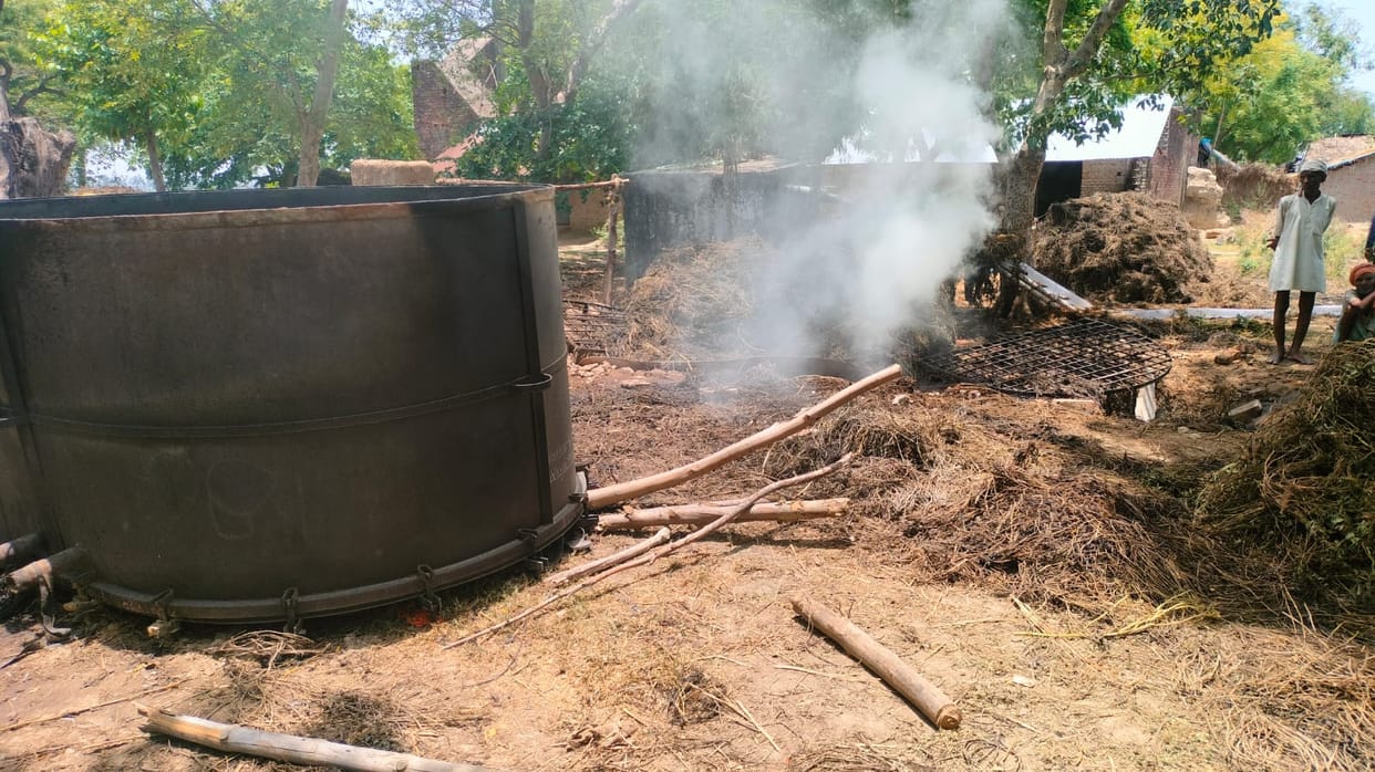 Two labourers injured in a tanki blast in Sitapur.