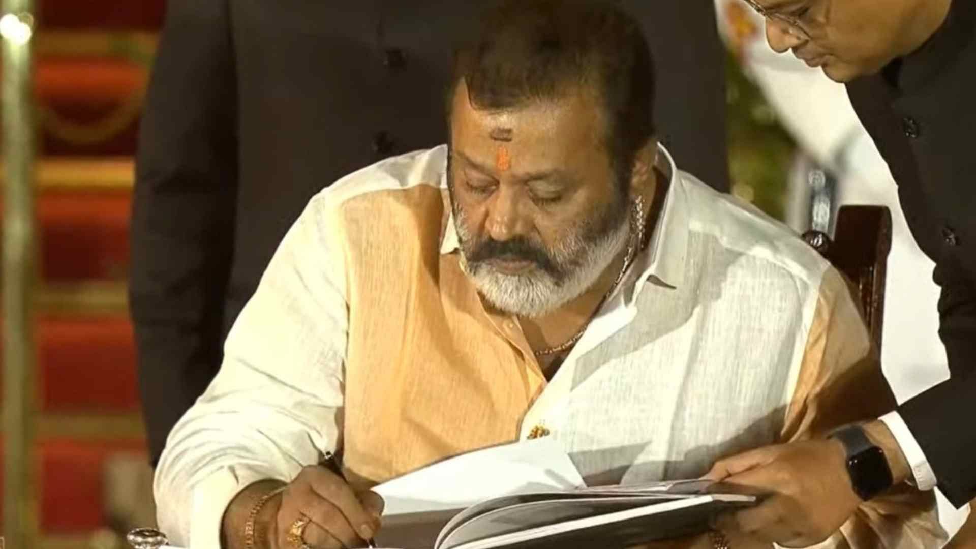 Suresh Gopi Became 1st Mp From Kerala Thrissur Know About Profile Actor ...