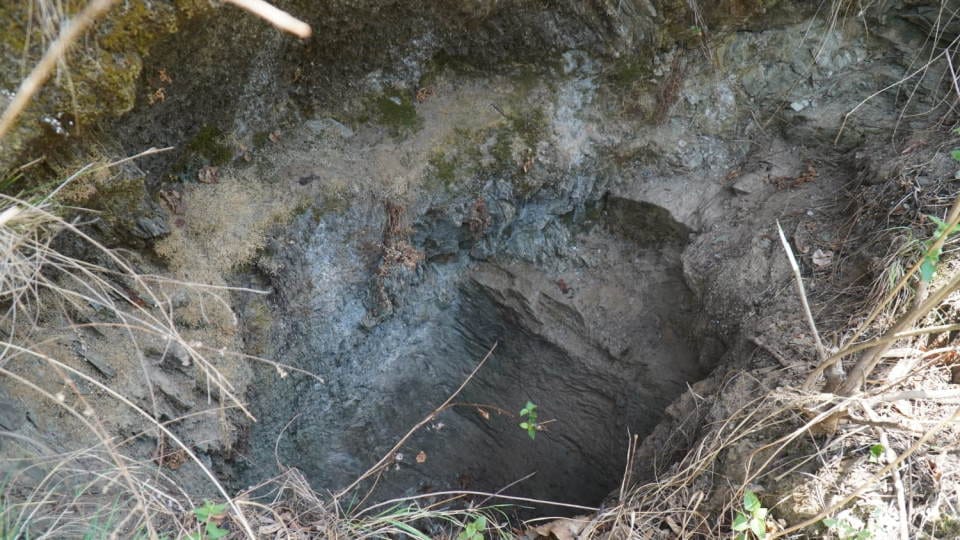 Uttarakhand News Four Ancient tunnels of Katyuri reign found in Devalgarh know why this place is famous