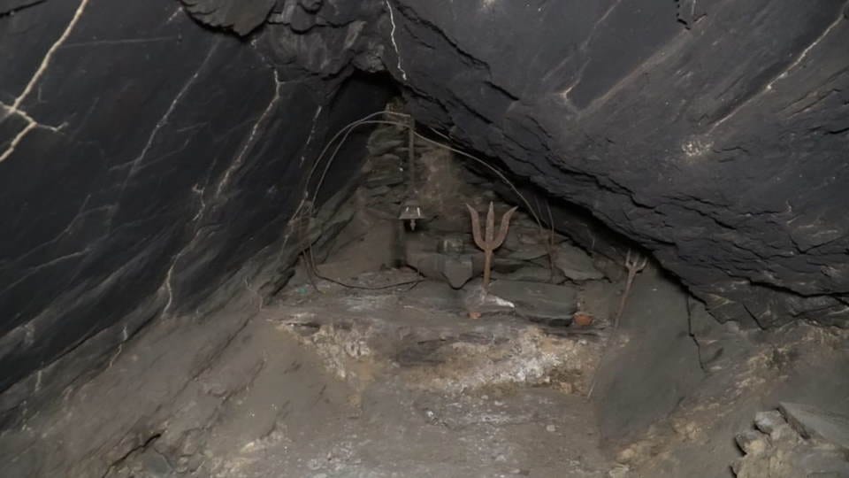 Uttarakhand News Four Ancient tunnels of Katyuri reign found in Devalgarh know why this place is famous