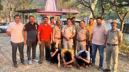 Bilaspur Murder: पड़ोसी बना हैवान, चोरी के लिए दोस्तों के साथ मिलकर बुजुर्ग दंपती को मार डाला Himachal News Bilaspur Elderly couple murder case update