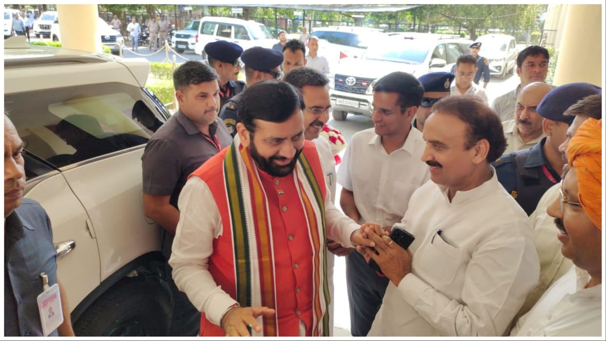 Haryana: Chief Minister targeted Congress, said - they made schemes and gave lollipops