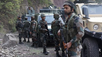Doda : An encounter is underway between security forces and terrorists