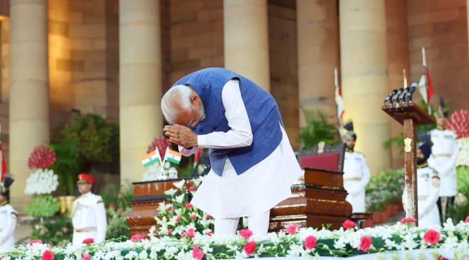 PM Narendra Modi Look in oath ceremony at rashtrapati bhavan