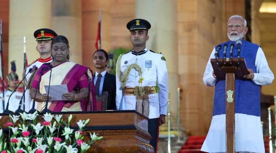 PM Narendra Modi Look in oath ceremony at rashtrapati bhavan