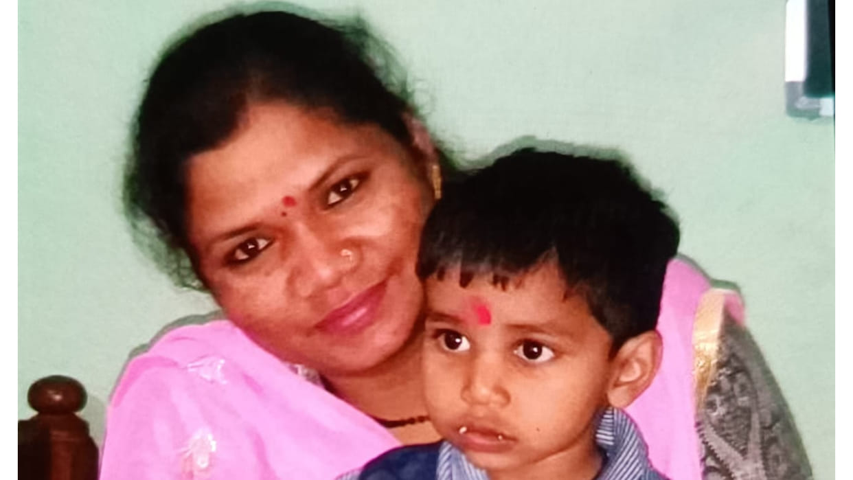 Chhindwara News Woman Child Development Department Officer Commits Suicide Due to Online Gaming Addiction