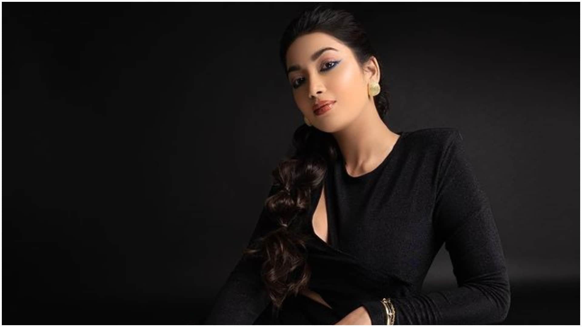 Showstopper Makers Complaint filed against Digangana Suryavanshi for cheating and trying to Extort Money