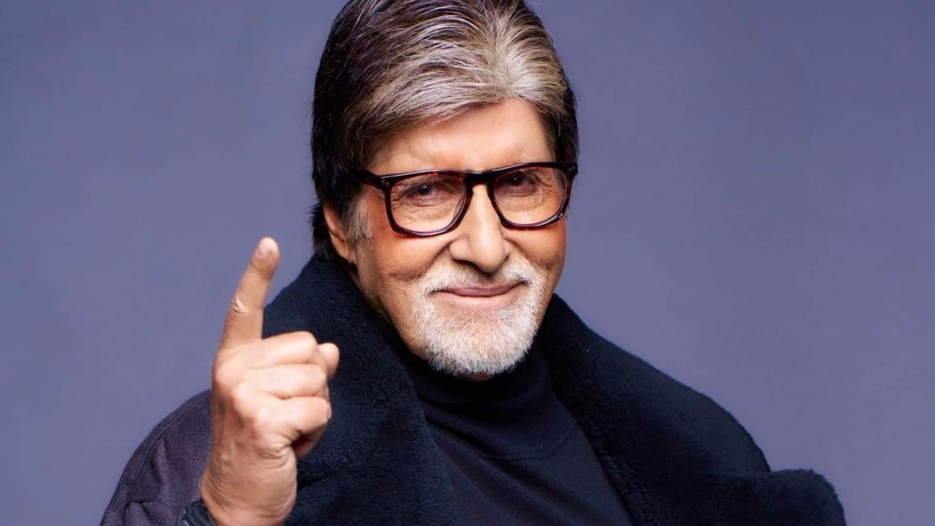 Bollywood Stars Who Worked Without Fee Rani Mukherjee Shahid Kapoor Amitabh Bachchan Shah Rukh Khan