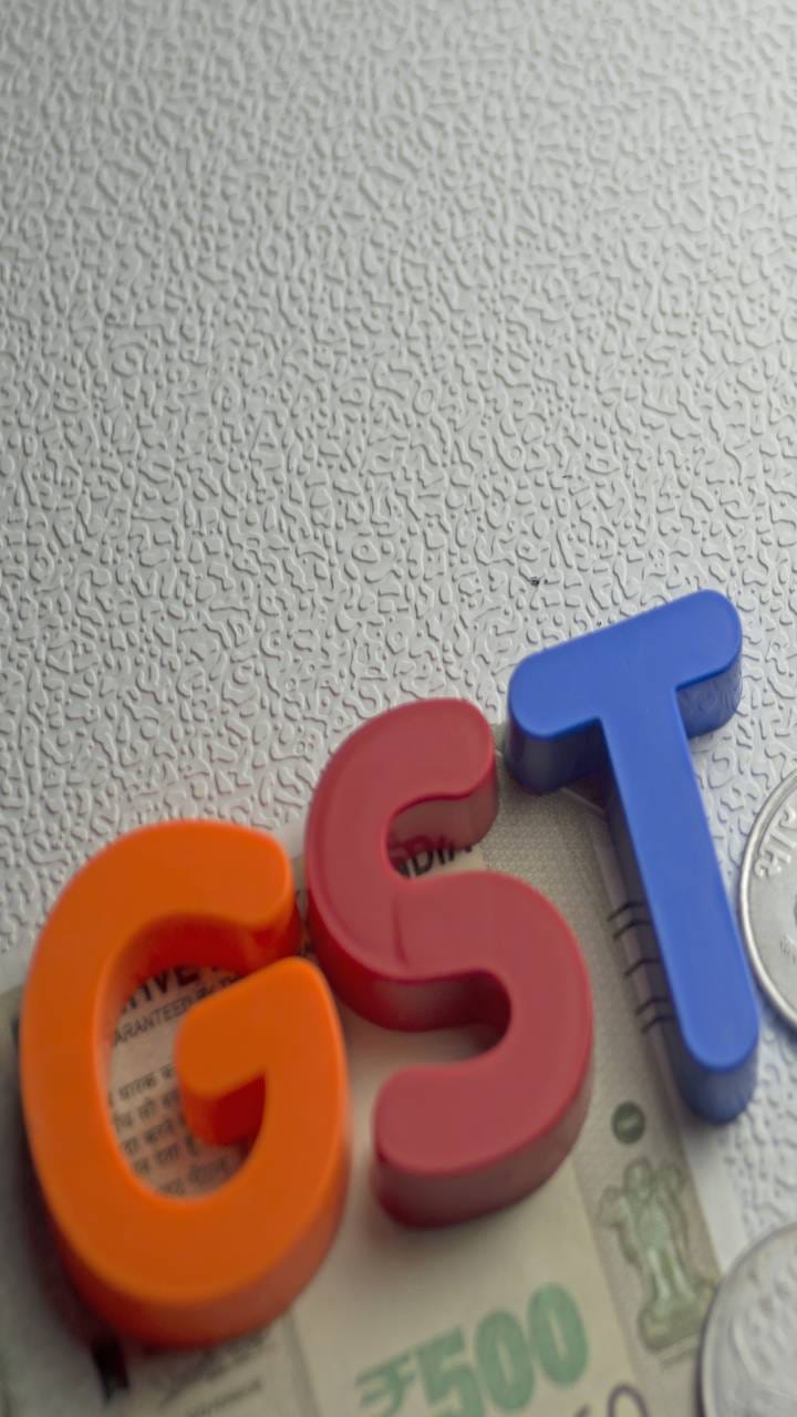 MP News: GST raids on real estate traders in the state, searches at seven places in Indore