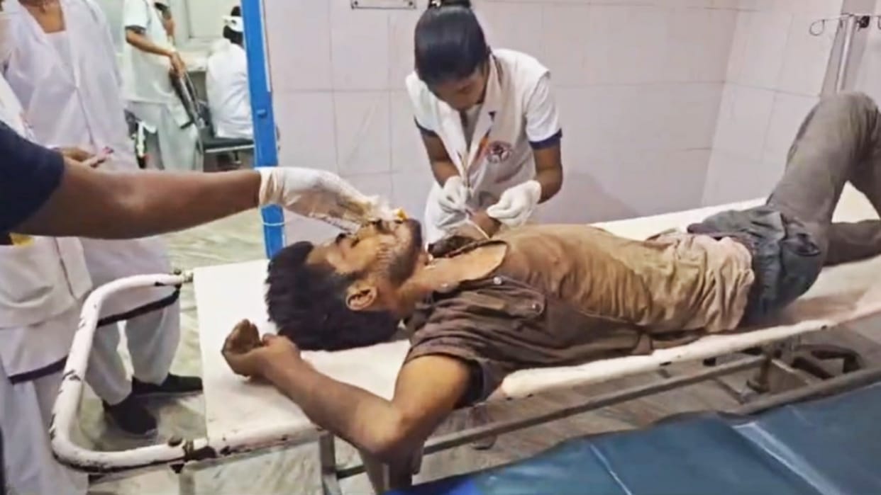 Begusarai Crime: Criminals took young man away from his home, then slit his throat and threw him on roadside