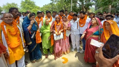 Gopalganj News: Rani Devi and Virendra Pandit became unopposed chief and Deputy Chief in Phulvariya