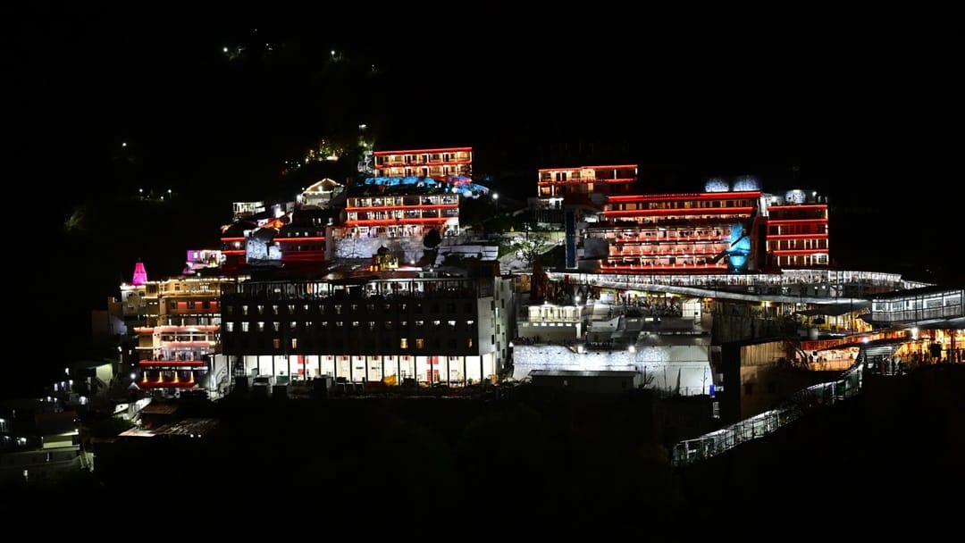 Jammu to katra Vaishno Devi helicopter service to resume from June 18 booking begins