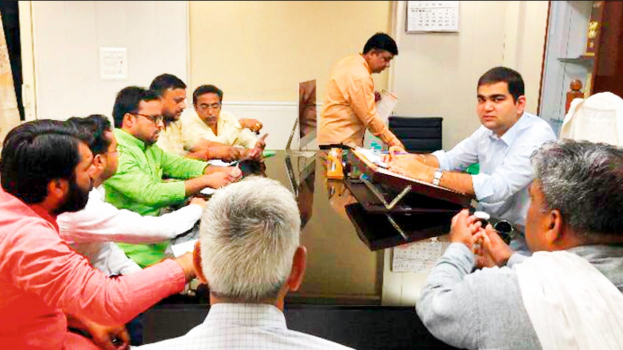 Corruption again in Municipal Corporation: Sofa and cupboard bought for 50 thousand rupees, bill made 3 lakh