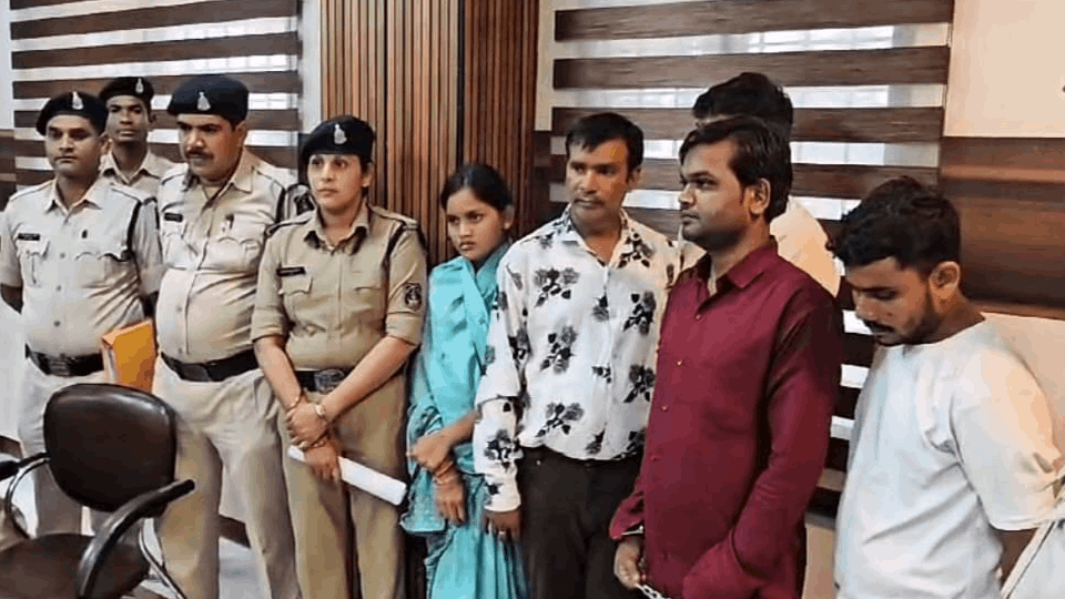 Police have arrested six accused in the case of murder of a youth in Mungeli.