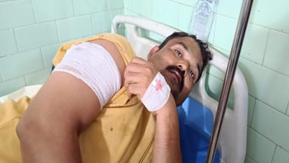 BSP leader Taufiq Pradhan opened fire three people injured in Bareilly