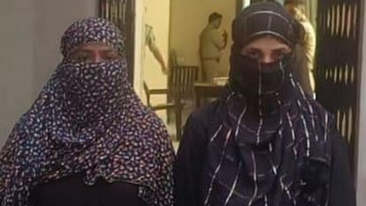 Two women wearing burqa came to the shop and stole the jewellery in Shahjahanpur