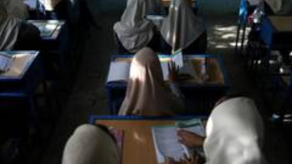 Bengal hijab row: College says wearing headscarf allowed, teacher seeks time to respond