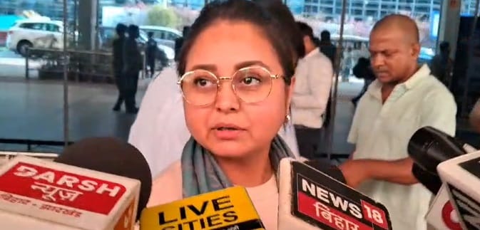Bihar: Rohini Acharya asked a question to PM Modi: Attacked CM Nitish Kumar: National Anthem