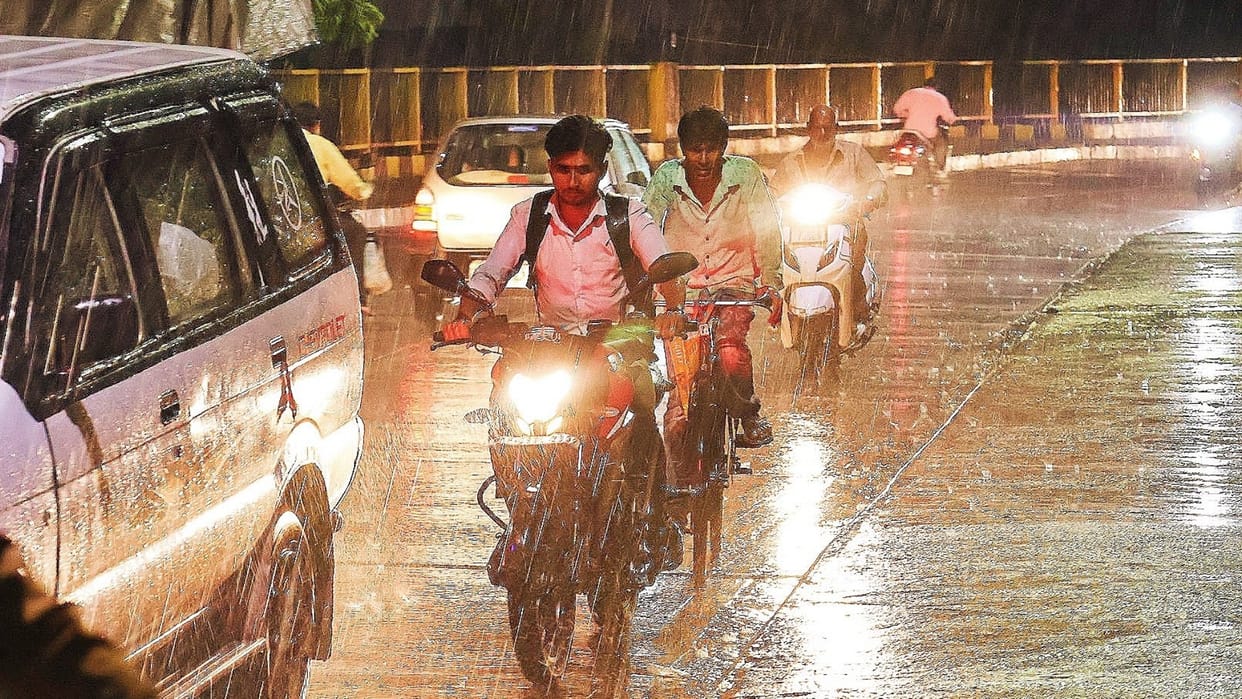 MP Weather Update: Monsoon delayed by two days in Madhya Pradesh, pre-monsoon rain in many districts