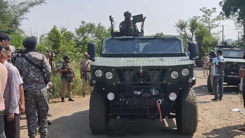 jammu Kathua terror attack : Encounter between security forces and terrorists started again