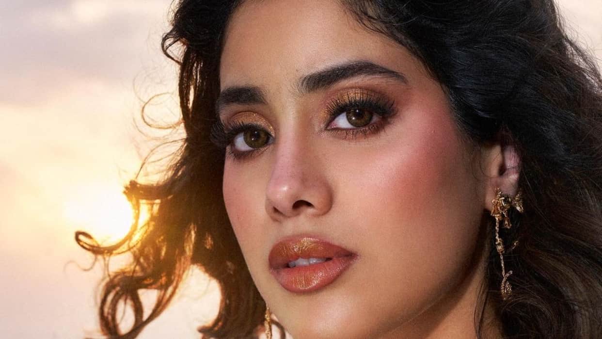 Bollywood Actress Janhvi Kapoor Upcoming Movies Devara RC 16 SSMB 29 Ulajh Sunny Sanskari ki Tulsi KumariBolly