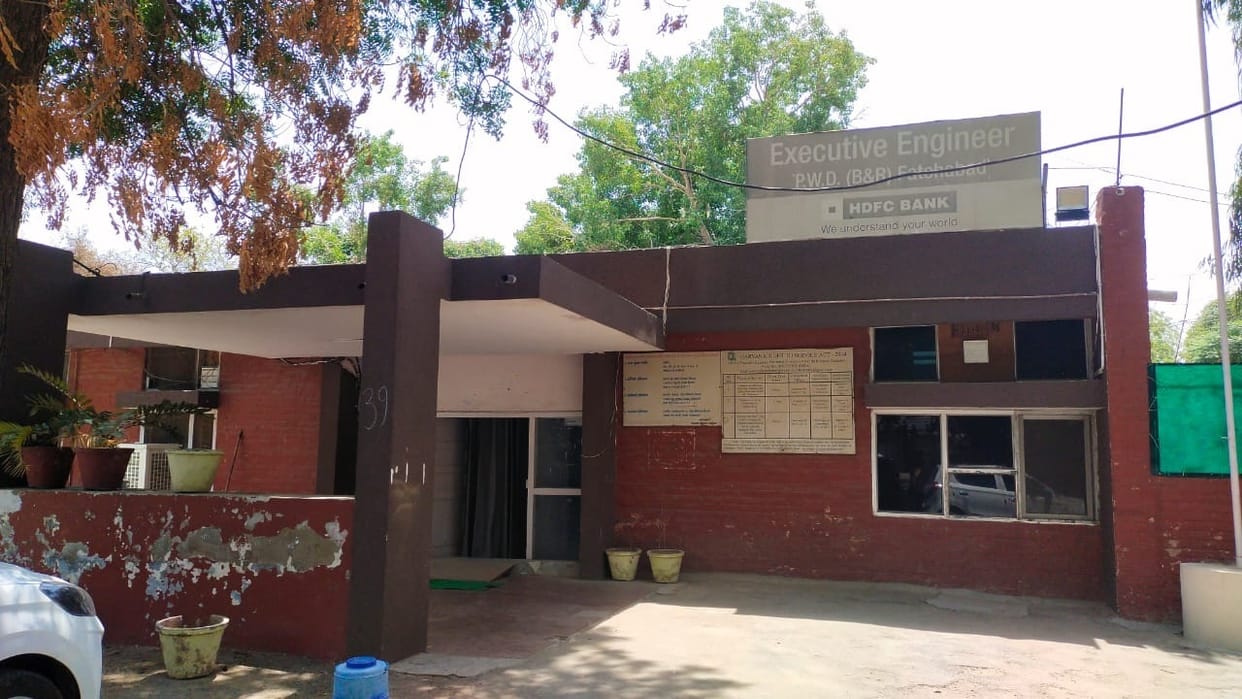 contractor tried to assault executive engineer In Fatehabad, accused him threatening him